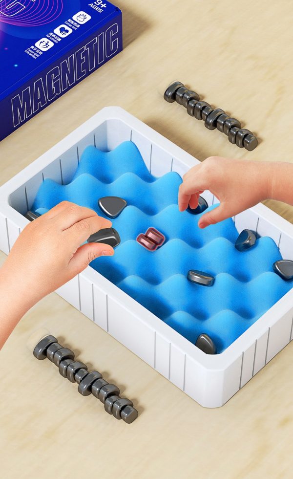 Magnetic Effect Chess - Image 2